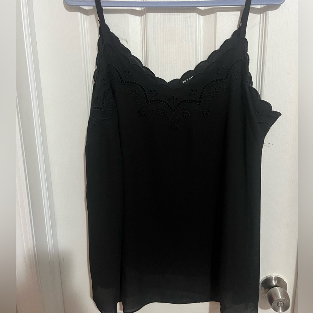 Shear Black Torrid embroidered tank top. 2x